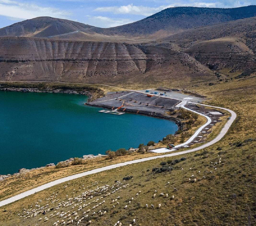 Konya'da tadı acı, huzuru tatlı göl: Turistler için kış da fark etmiyor 1